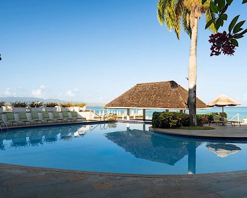 Piscina para adultos y niños Grand Decameron Montego Beach, A Trademark All Inclusive Montego Bay Piscina para adultos y niños Grand Decameron Montego Beach, A Trademark All Inclusive Montego Bay