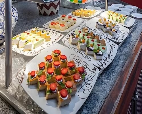 6 Á la carte and 1 buffet-style restaurants Royal Decameron Punta Sal Tumbes 6 Á la carte and 1 buffet-style restaurants Royal Decameron Punta Sal Tumbes