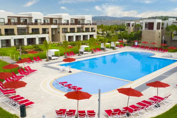 Outdoor swimming pool Royal Decameron Punta Sal Tumbes Outdoor swimming pool Royal Decameron Punta Sal Tumbes